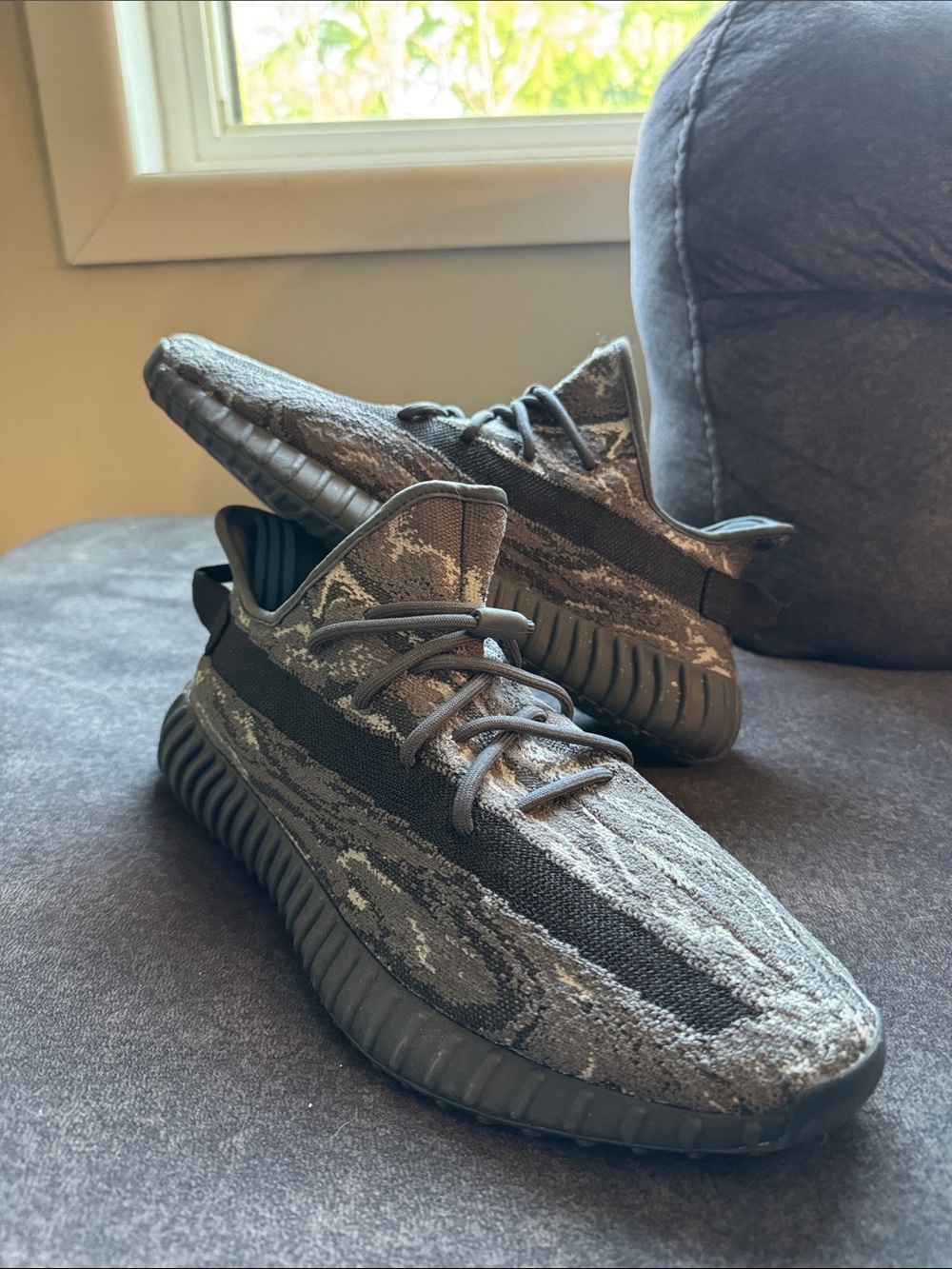 Yeezy Boost 350 V2 MX Dark Salt Size 14